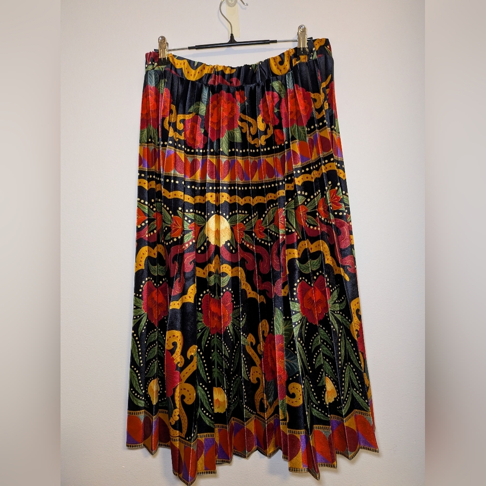 Farm Rio Dinah Pleated Velvet Midi Skirt